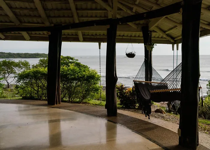 The Bohemian Lagarto Santa Cruz (Guanacaste)