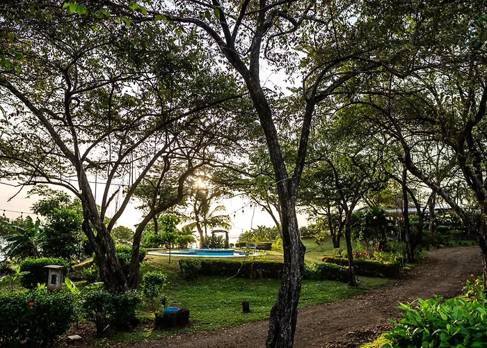 The Bohemian Lagarto * Santa Cruz (Guanacaste)