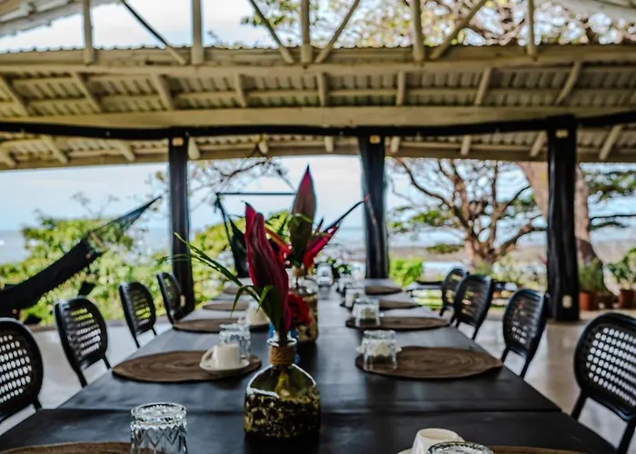 The Bohemian Lagarto * Santa Cruz (Guanacaste)
