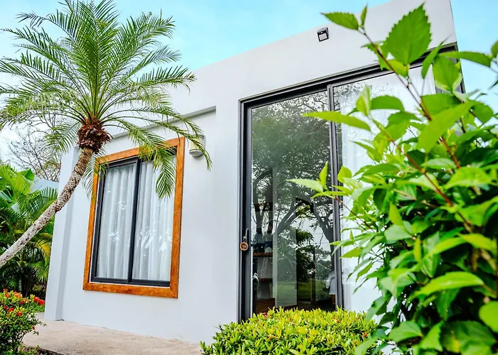 The Bohemian Lagarto Hotel