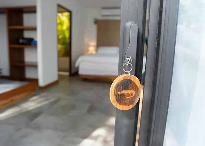 The Bohemian Lagarto Hotel *